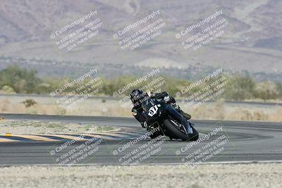 media/Nov-01-2025-CVMA (Sat) [[fc0f7531b8]]/Race 8-Supersport Middleweight/